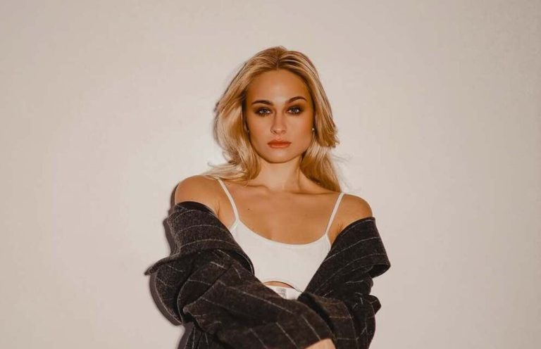 Анастасія Цимбалару, українська акторка театру та кіно. Фото: instagram.com/nastya_tsymbalaru